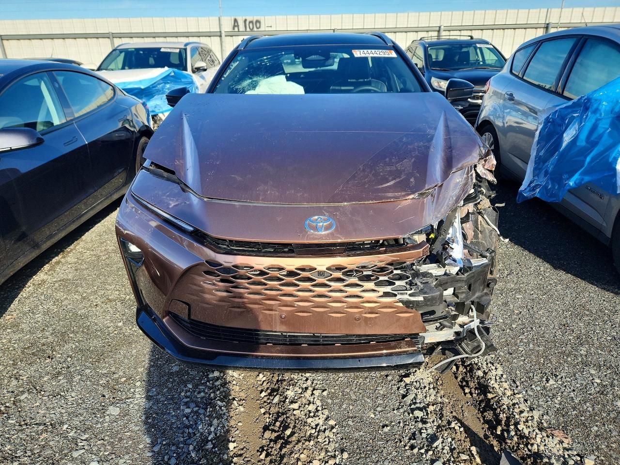 2025 Toyota Crown Signia xle