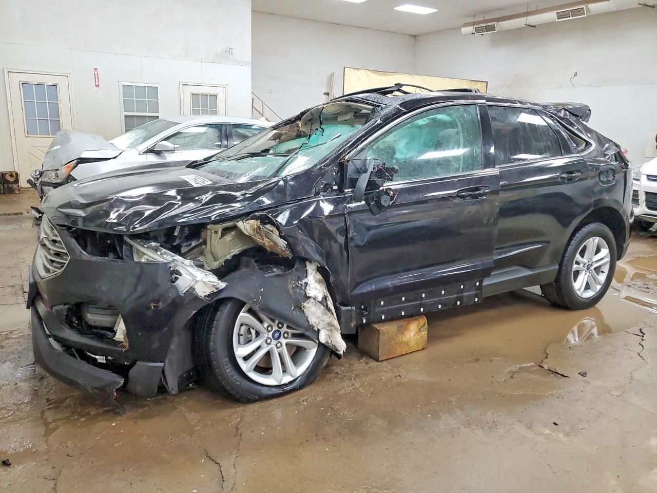 2020 Ford Edge sel