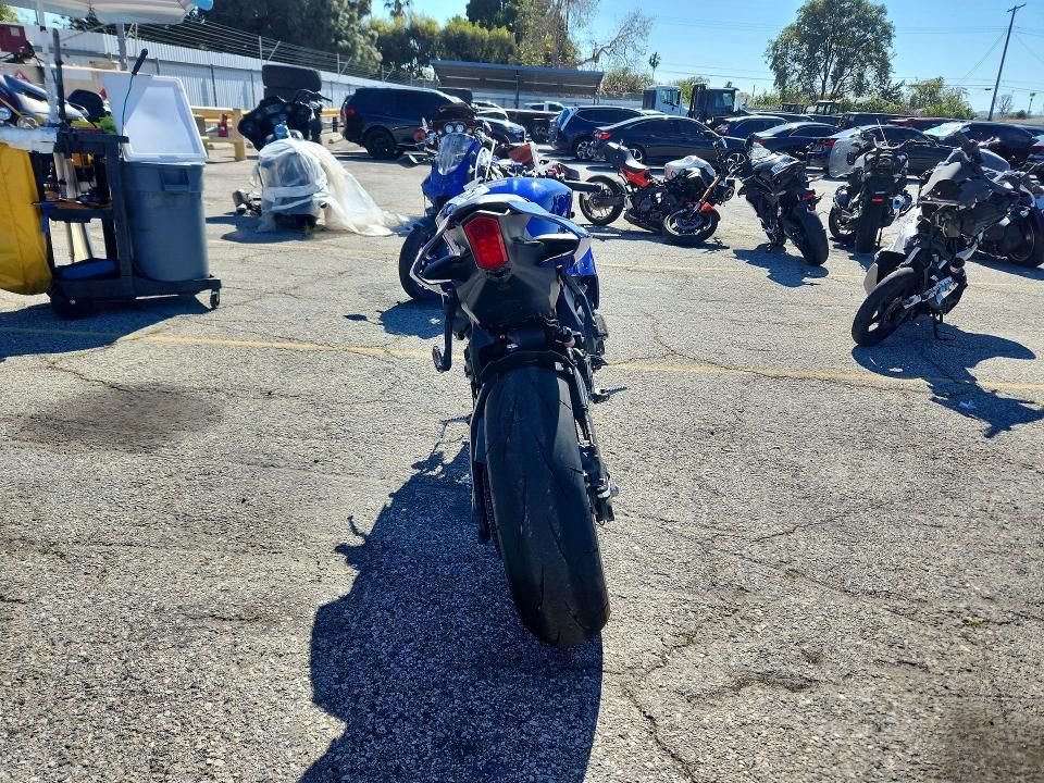 2025 Yamaha YZF1000 C