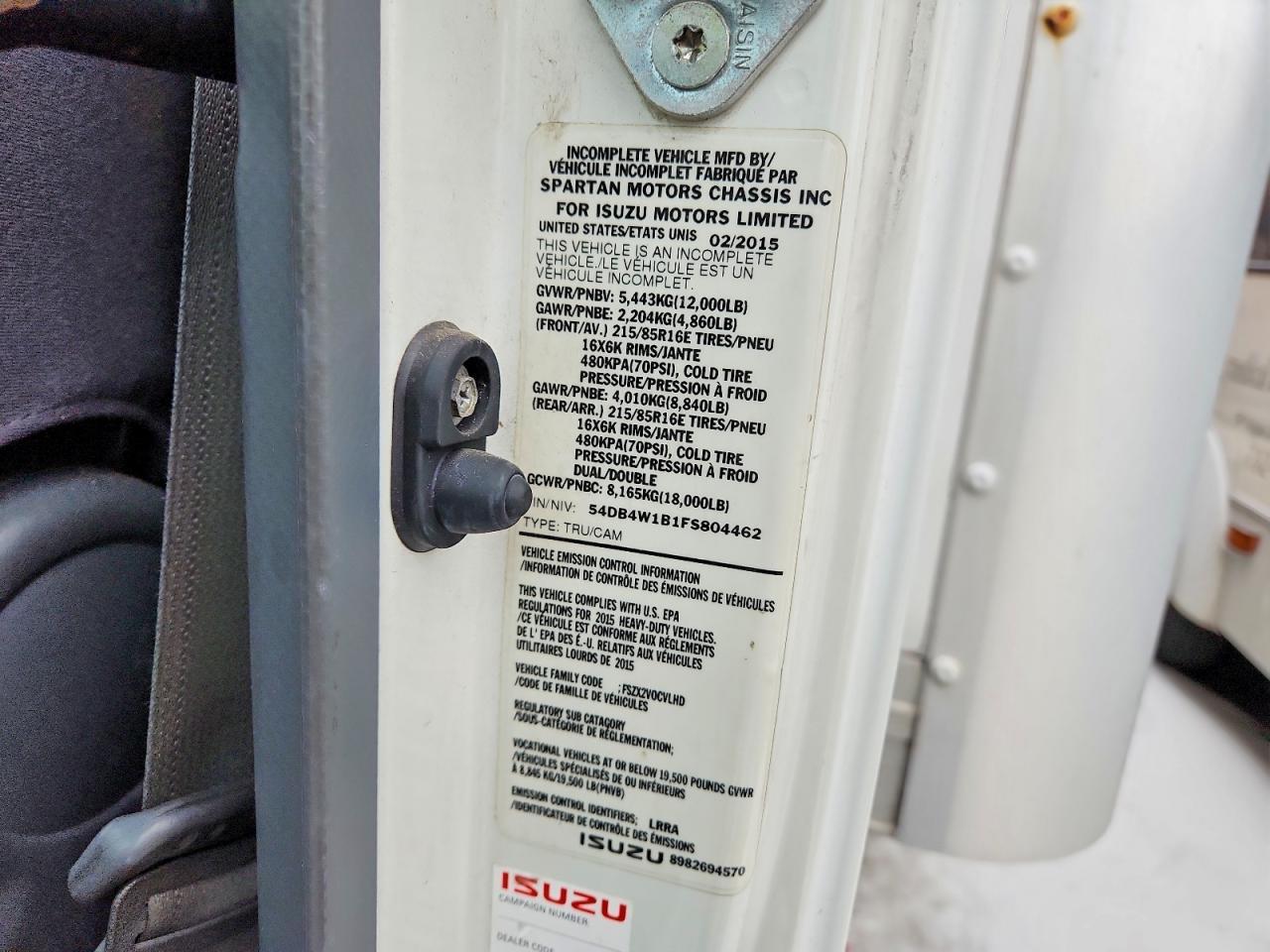 2015 Isuzu NPR HD BOX Truck