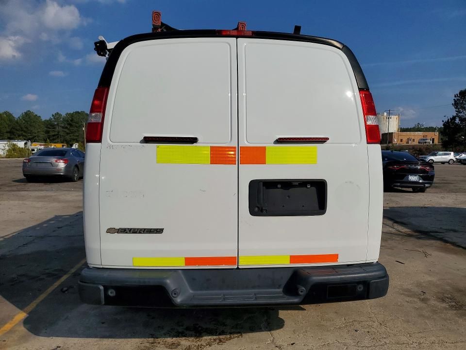 2019 Chevrolet Express G2500