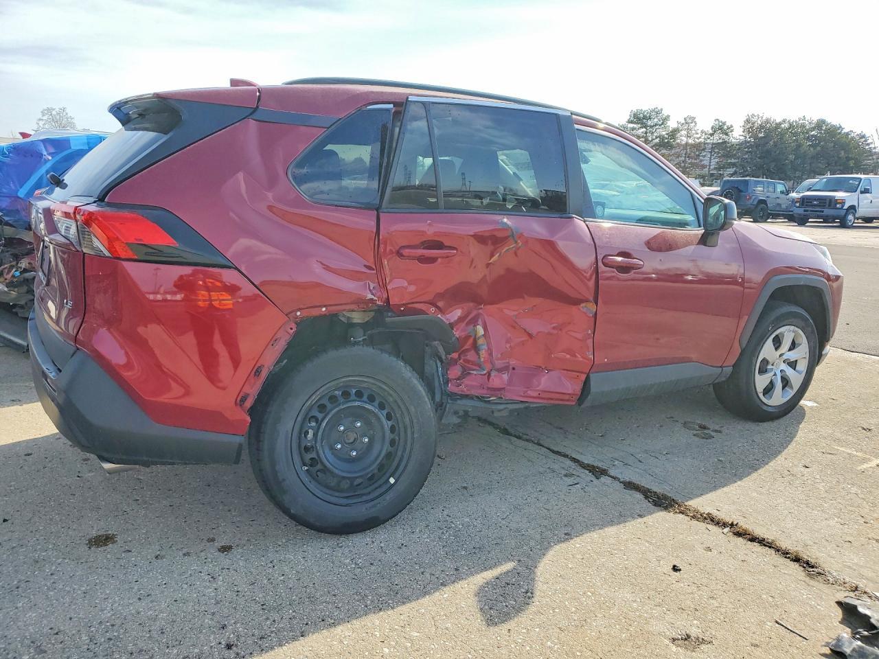 2021 Toyota Rav4 le