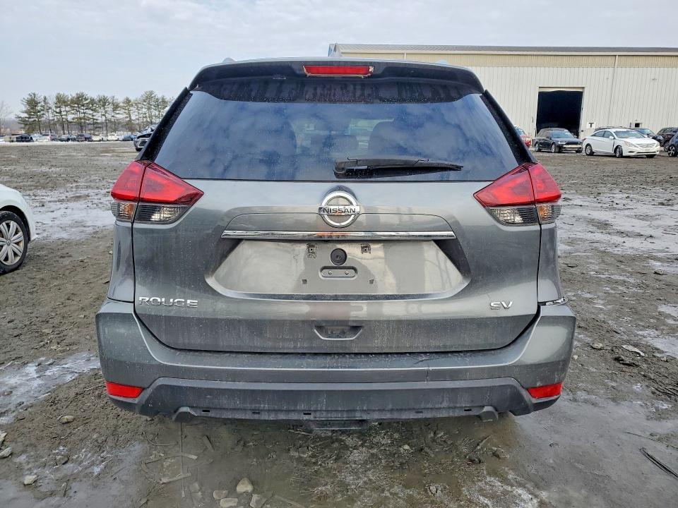 2020 Nissan Rogue sv