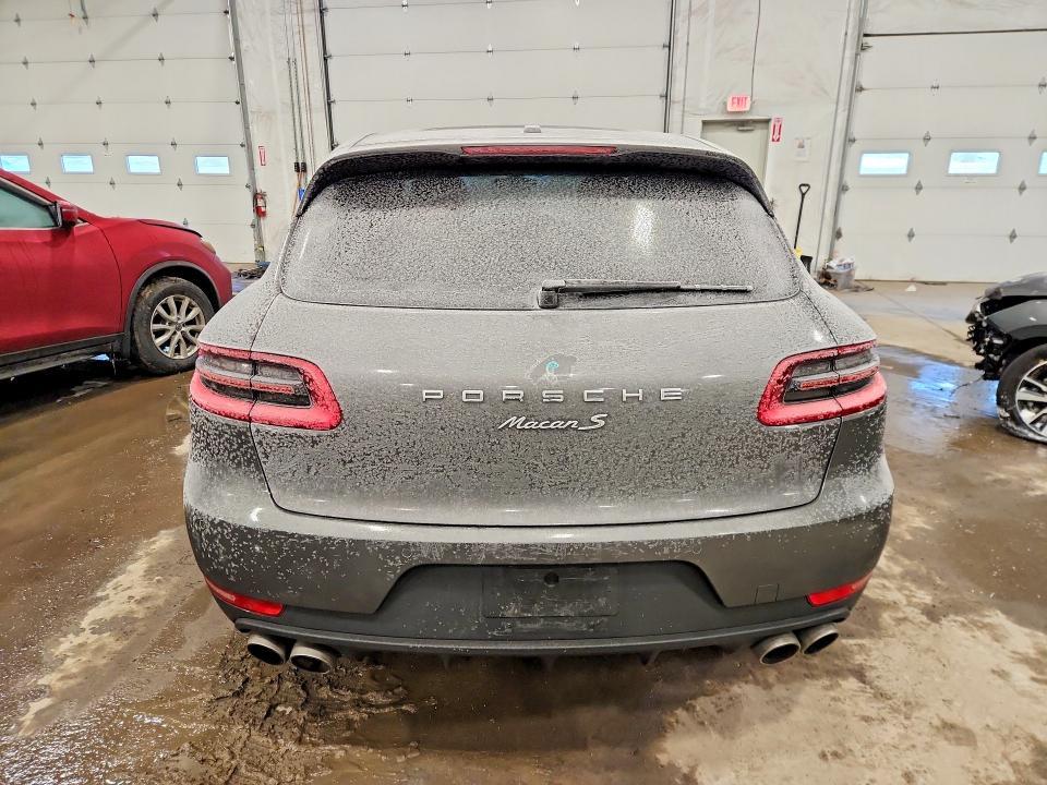 2015 Porsche Macan s