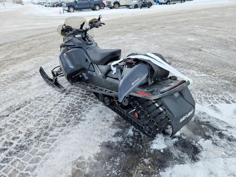 2024 Skidoo Renegade Adrenaline