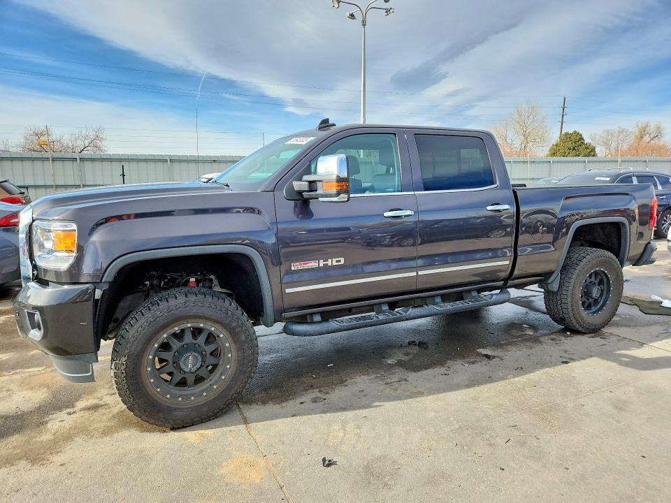 2016 GMC Sierra K2500 slt