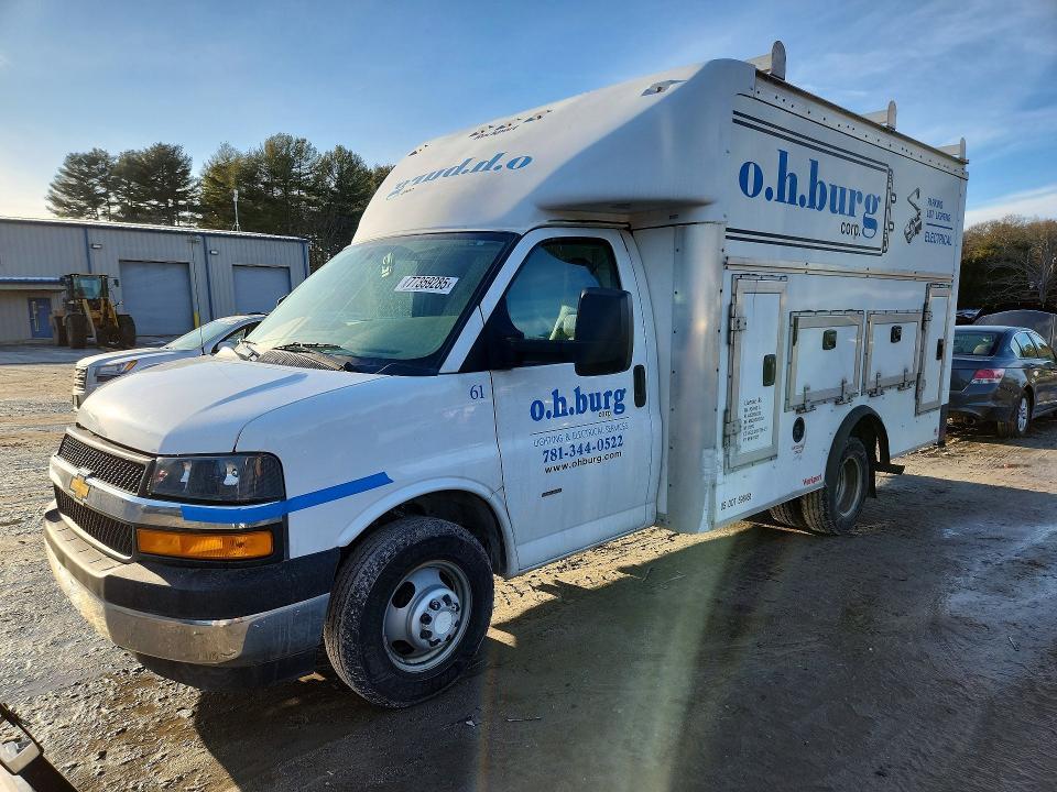 2021 Chev Express G3500