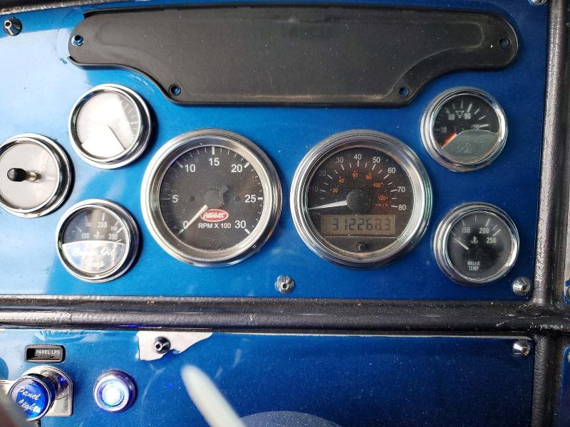 2001 Peterbilt Tractor 2001 Peterbilt 379 Semi Truck