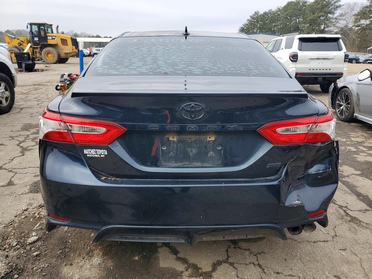 2020 Toyota Camry se
