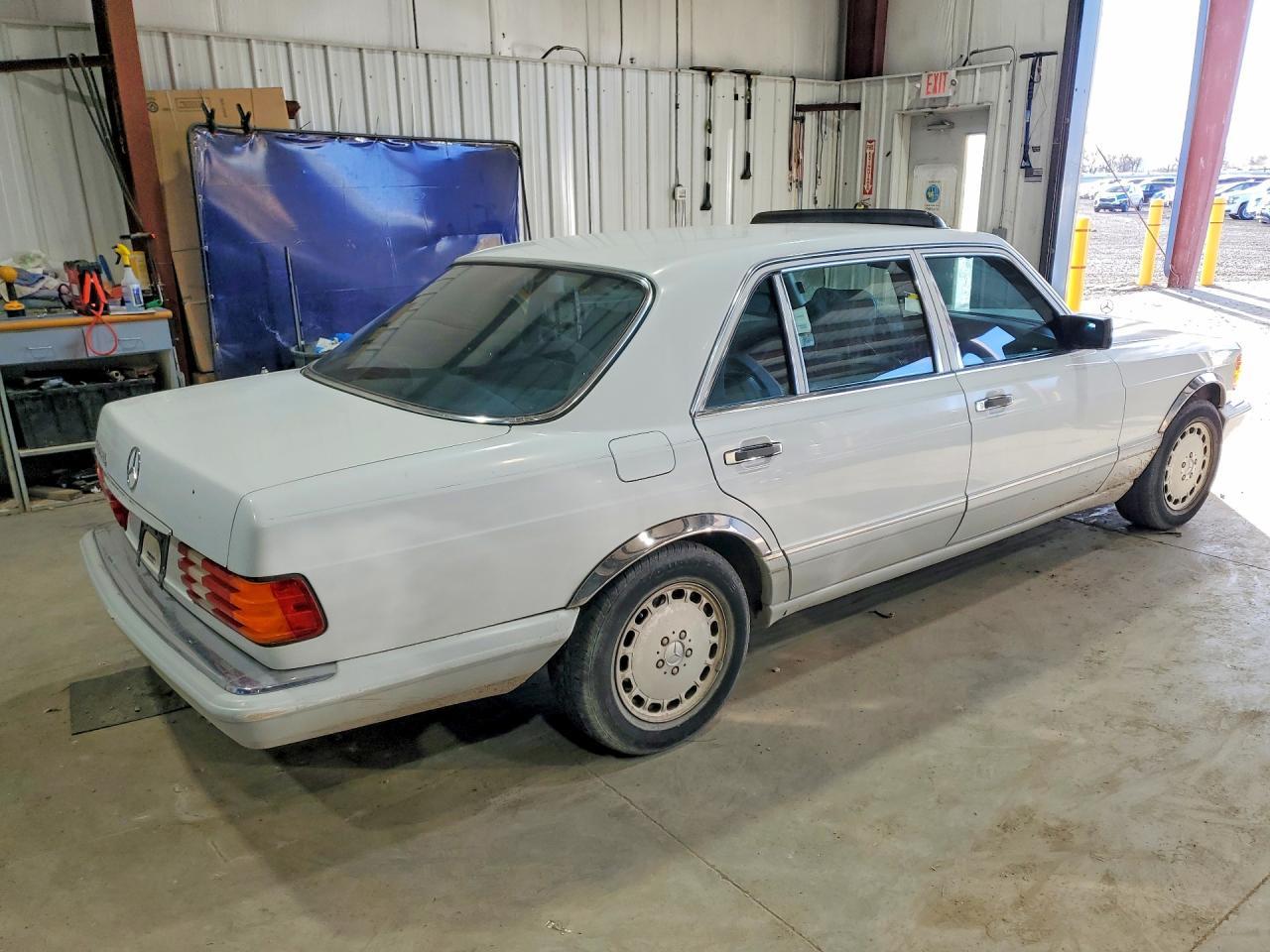 1991 Mercedes-Benz 560 sel