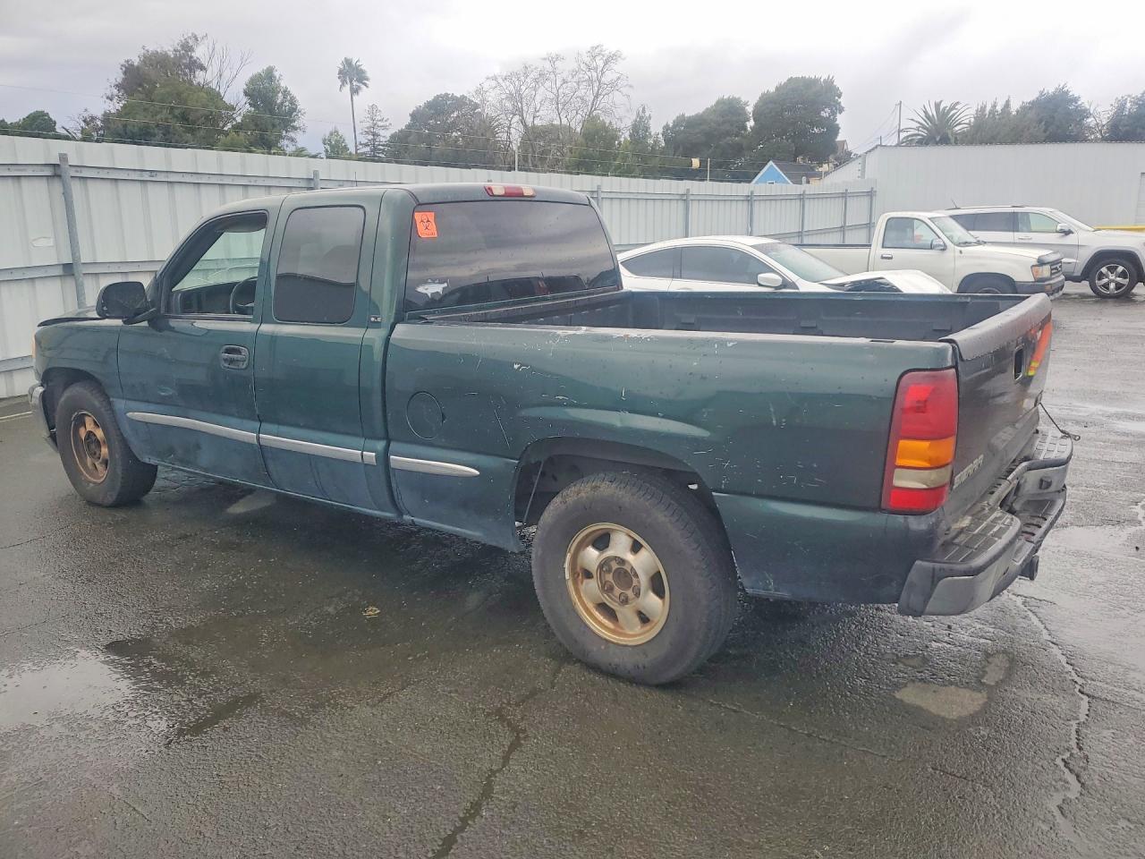 2002 GMC New Sierra C1500
