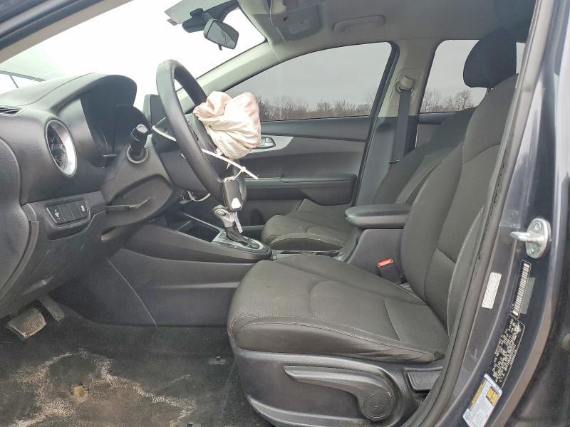 2023 KIA Forte lx