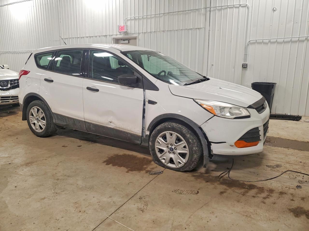2015 Ford Escape s