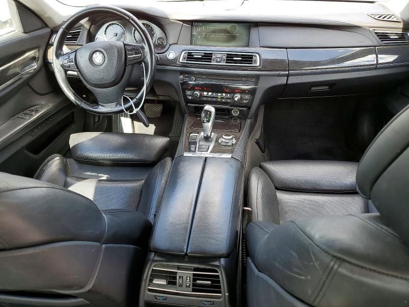 2011 BMW 740 i