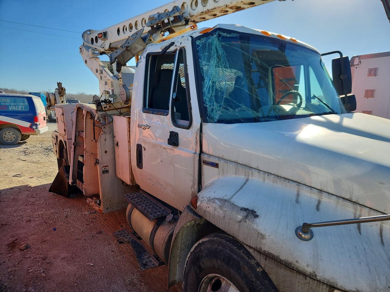 2009 International 4300 Cable Placer Bucket Truck