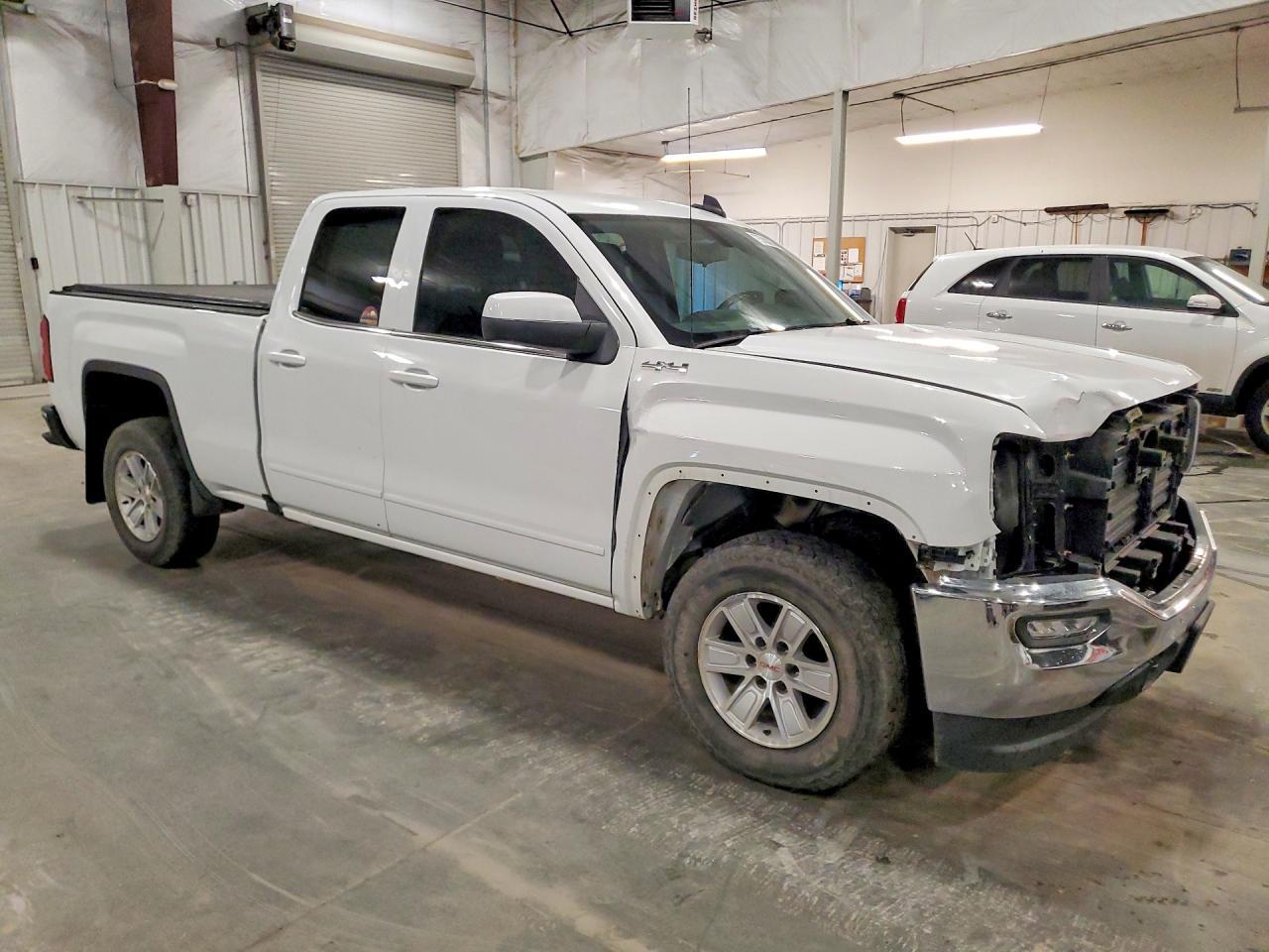 2017 GMC Sierra K1500 sle