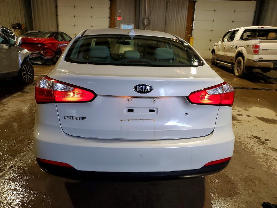 2015 KIA Forte lx