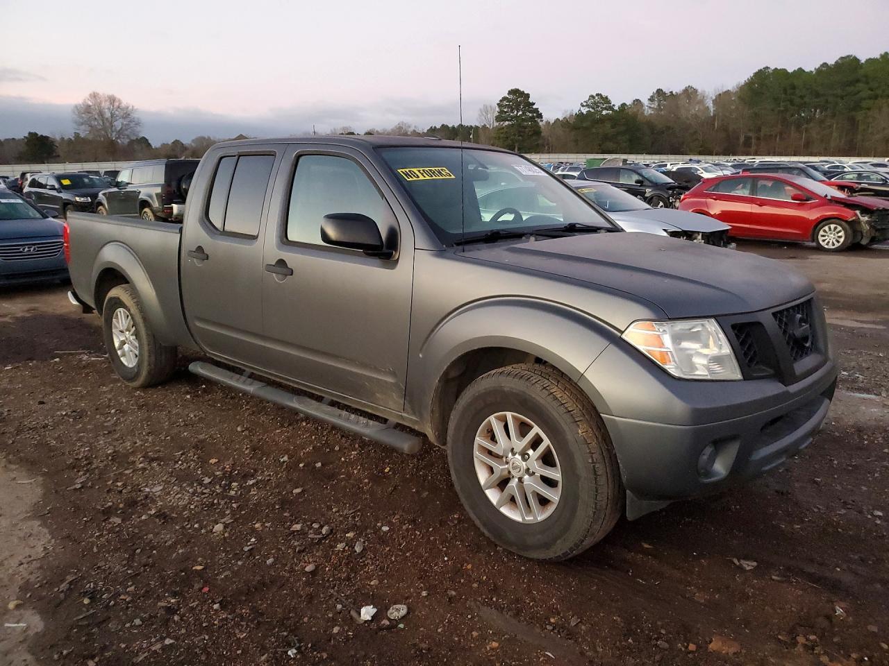 2017 Nissan Frontier sv
