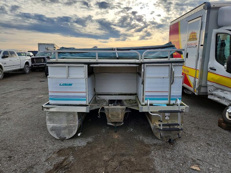 1996 Lowe Boat