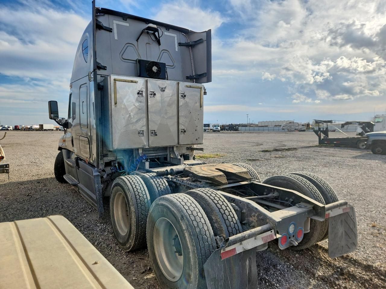 2018 Freightliner Cascadia 125