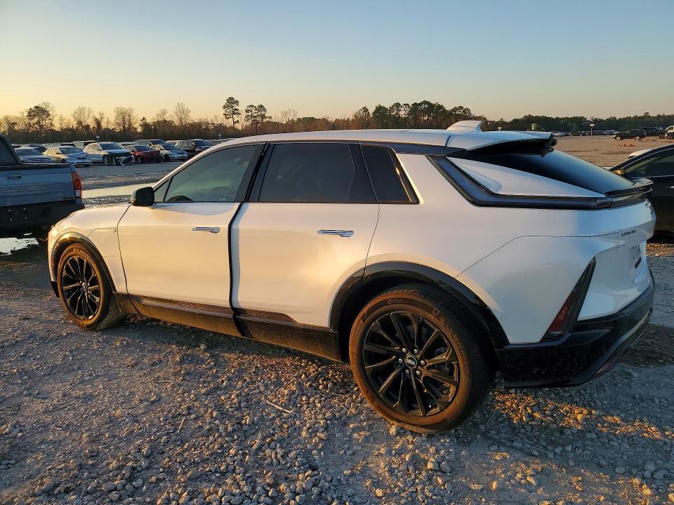 2024 Cadillac Lyriq Sport