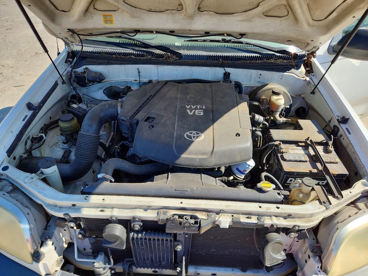 2005 Toyota Tundra Base