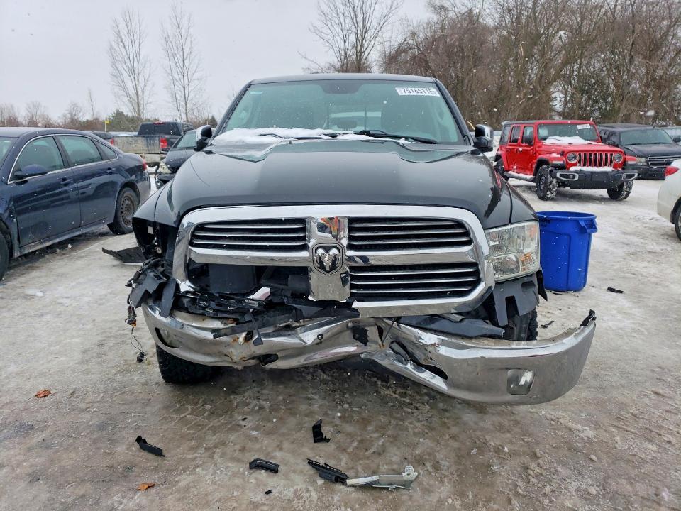 2016 Dodge Ram 1500 slt