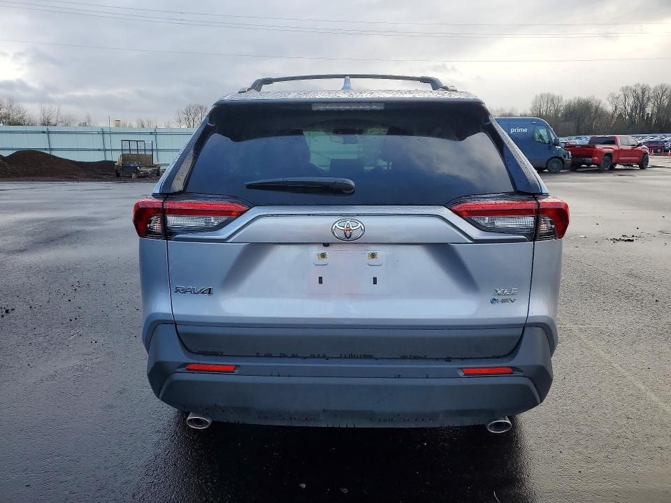 2025 Toyota Rav4 xle