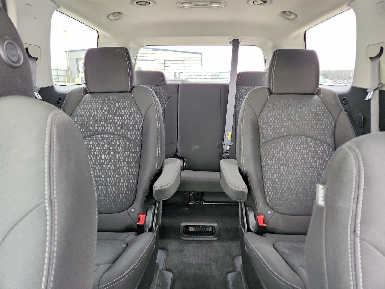 2015 GMC Acadia sle