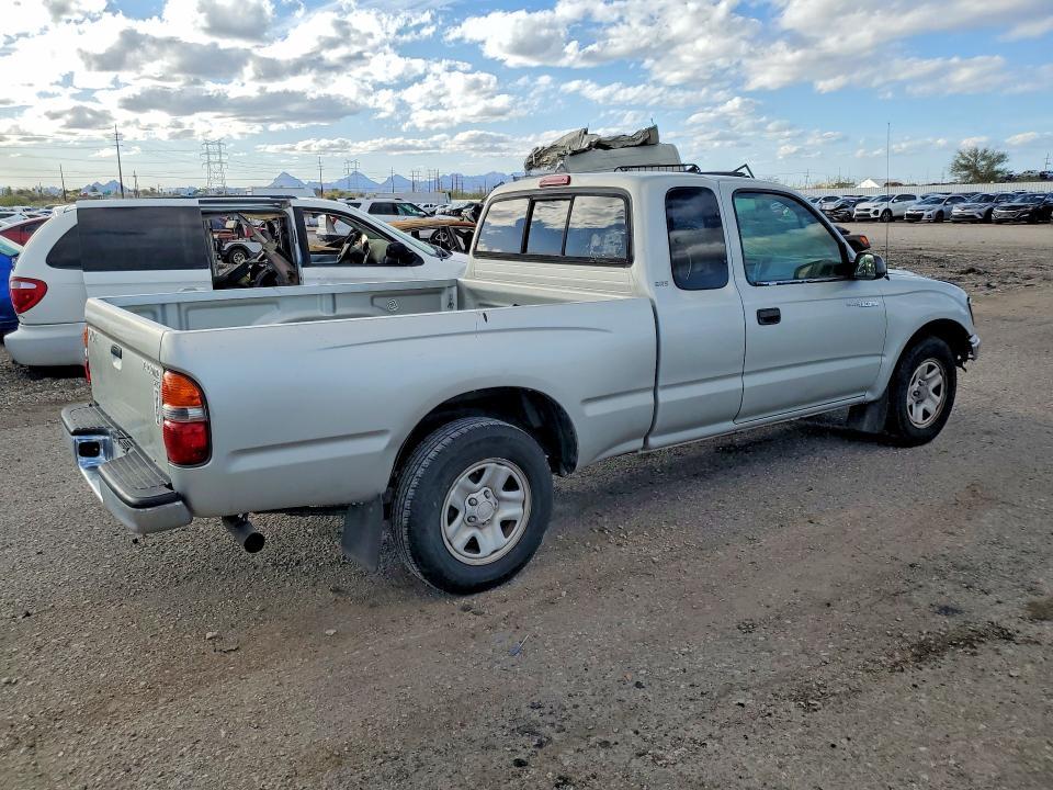 2004 Toyota Tacoma Base