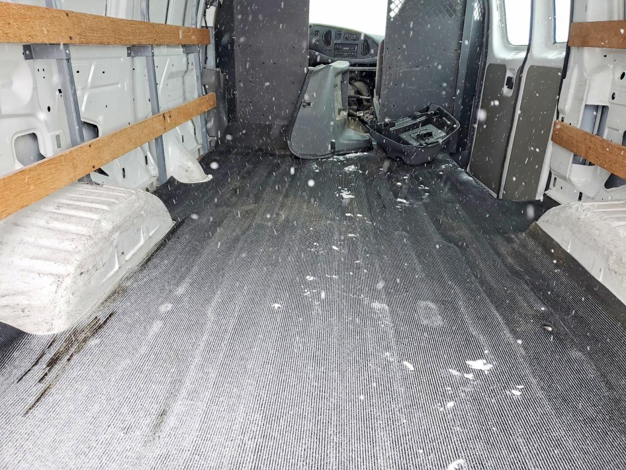 2006 Ford E250 Delivery van