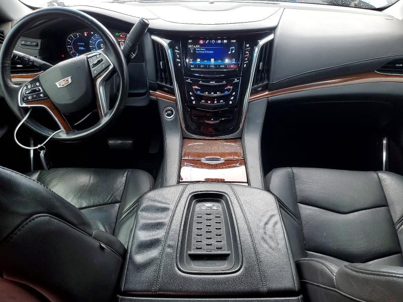 2016 Cadillac Escalade Luxury