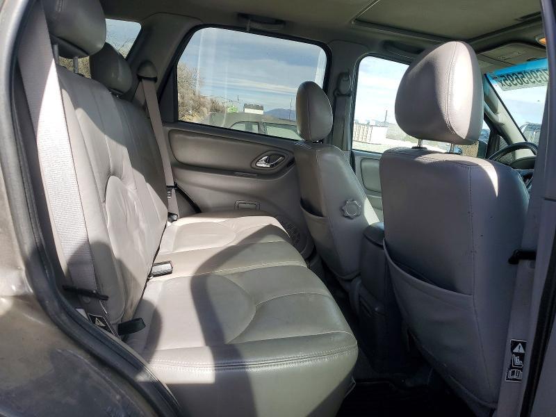 2002 Mazda Tribute lx