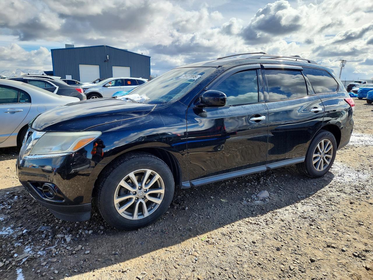 2013 Nissan Pathfinder s