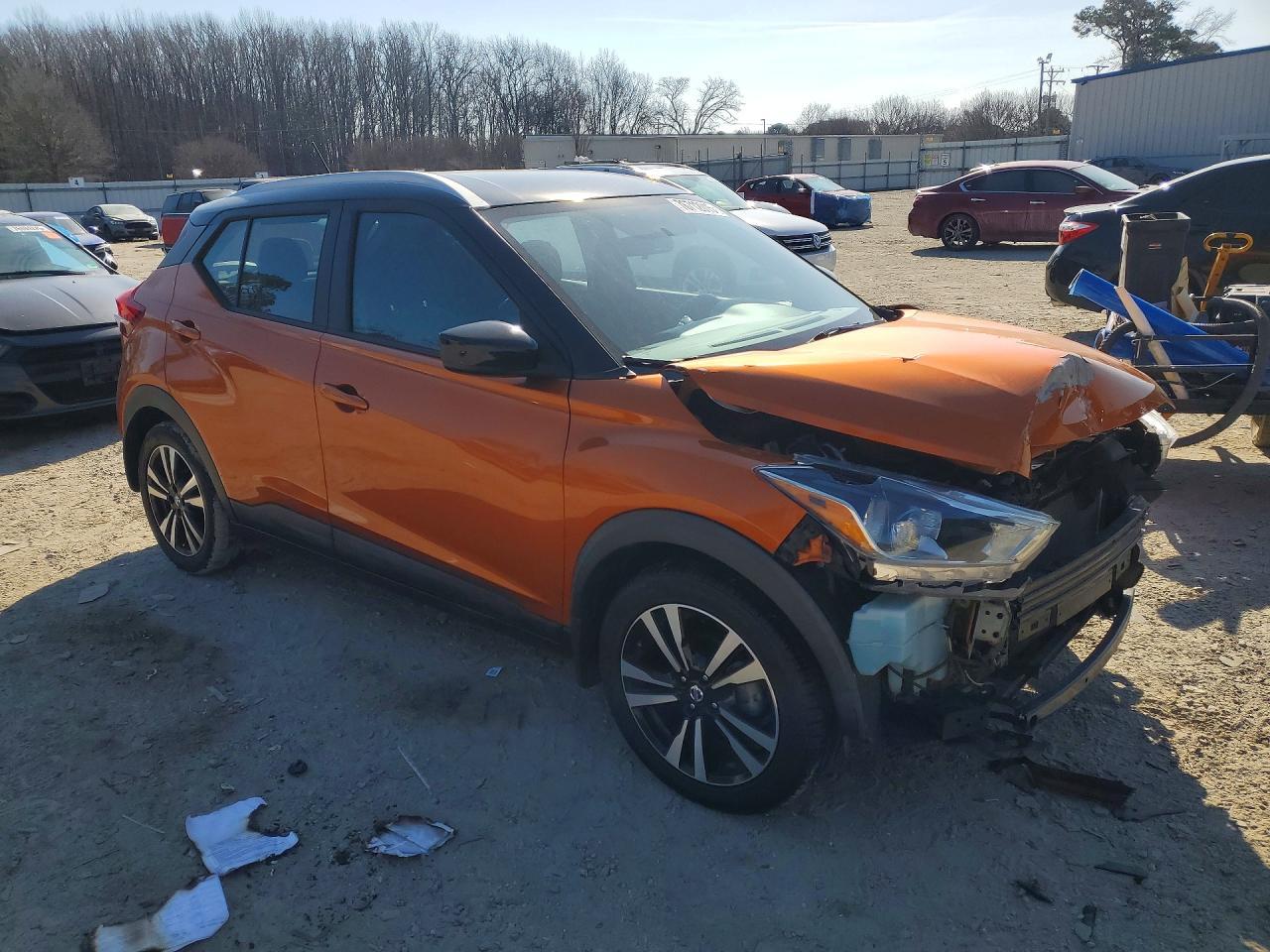 2019 Nissan Kicks sv