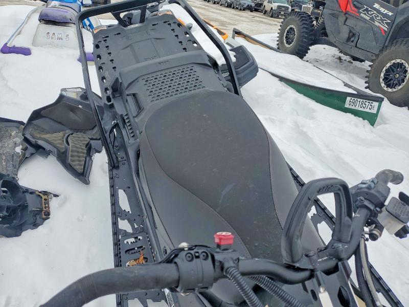 2023 Skidoo Expedition LE 900 AC