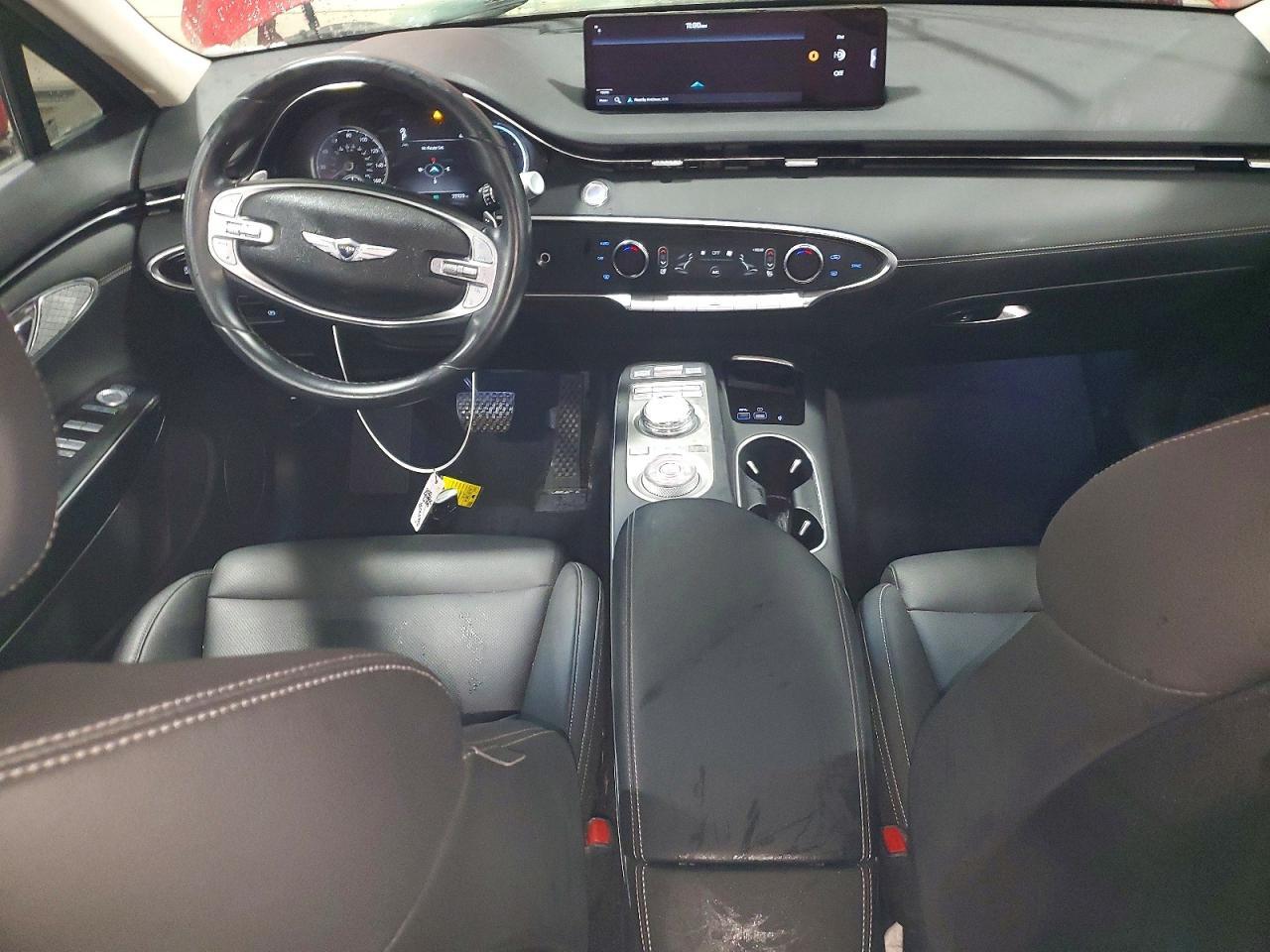 2022 Genesis Gv70