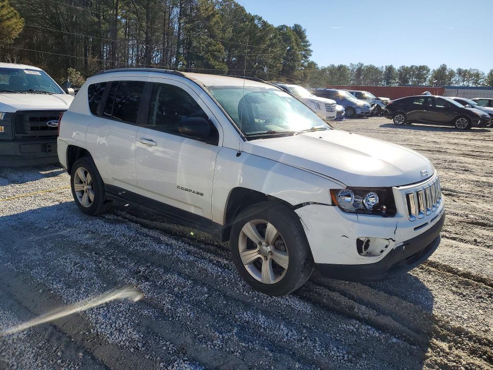 2016 Jeep Compass Sport