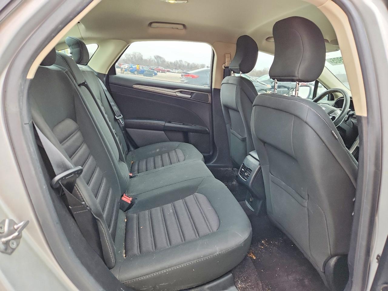 2017 Ford Fusion se