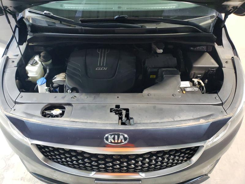 2016 KIA Sedona lx