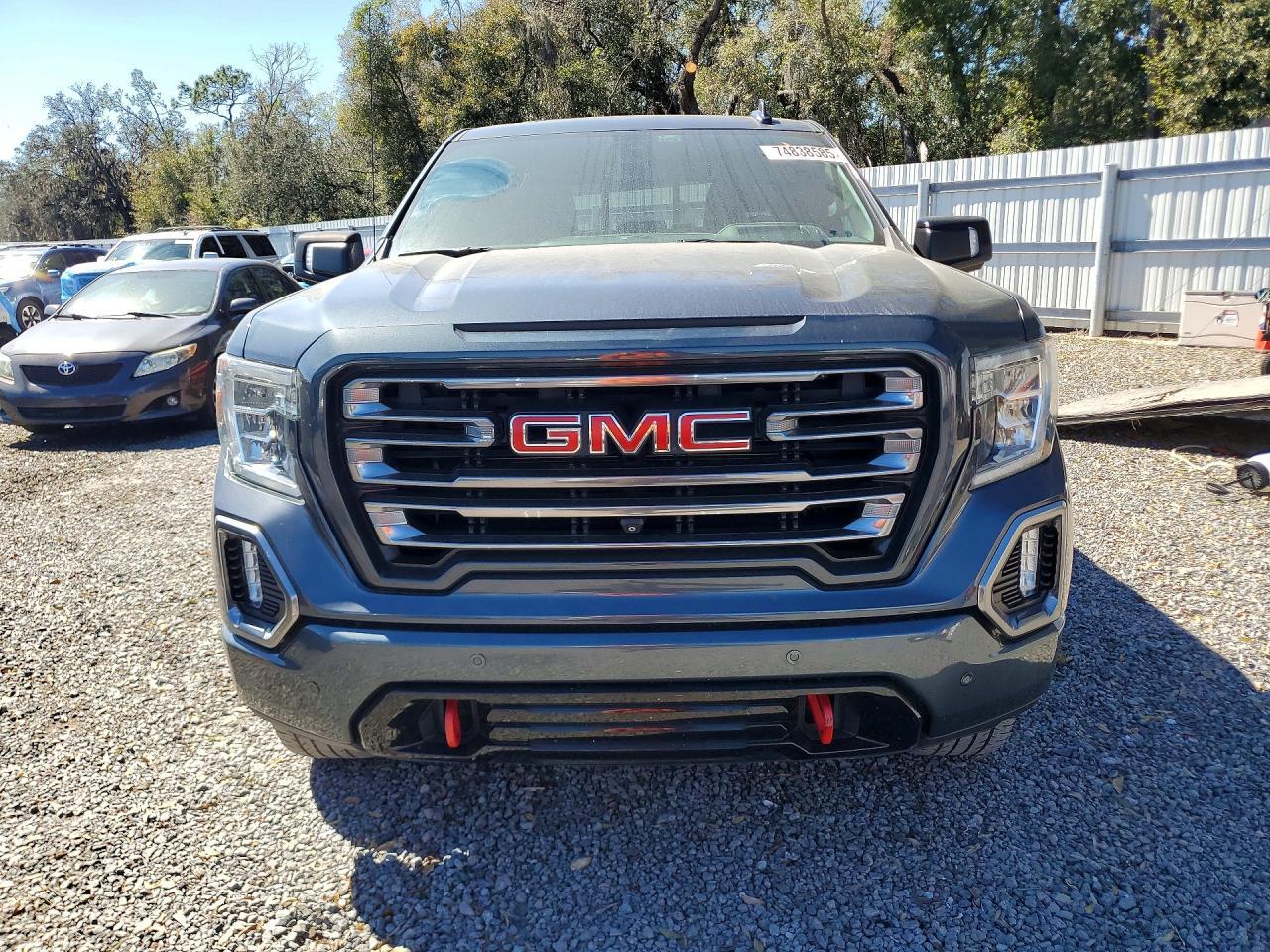 2020 GMC Sierra K1500 AT4