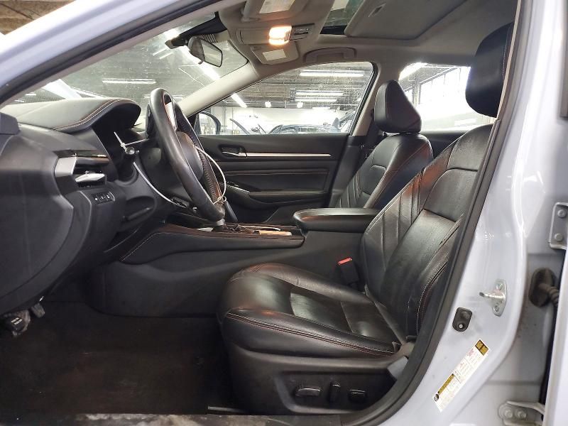 2023 Nissan Altima sr