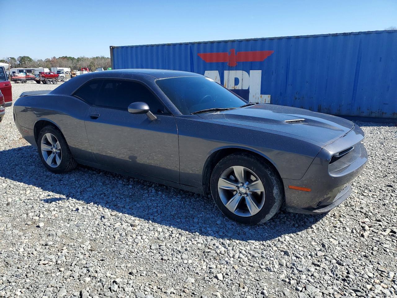 2016 Dodge Challenger sxt