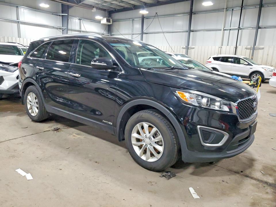 2016 KIA Sorento lx V6