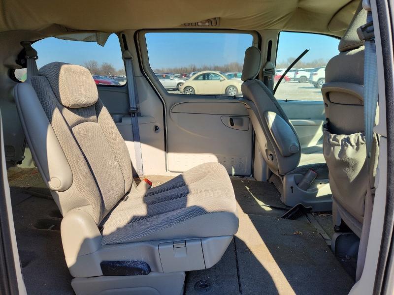 2005 Chrysler Town & Country Touring