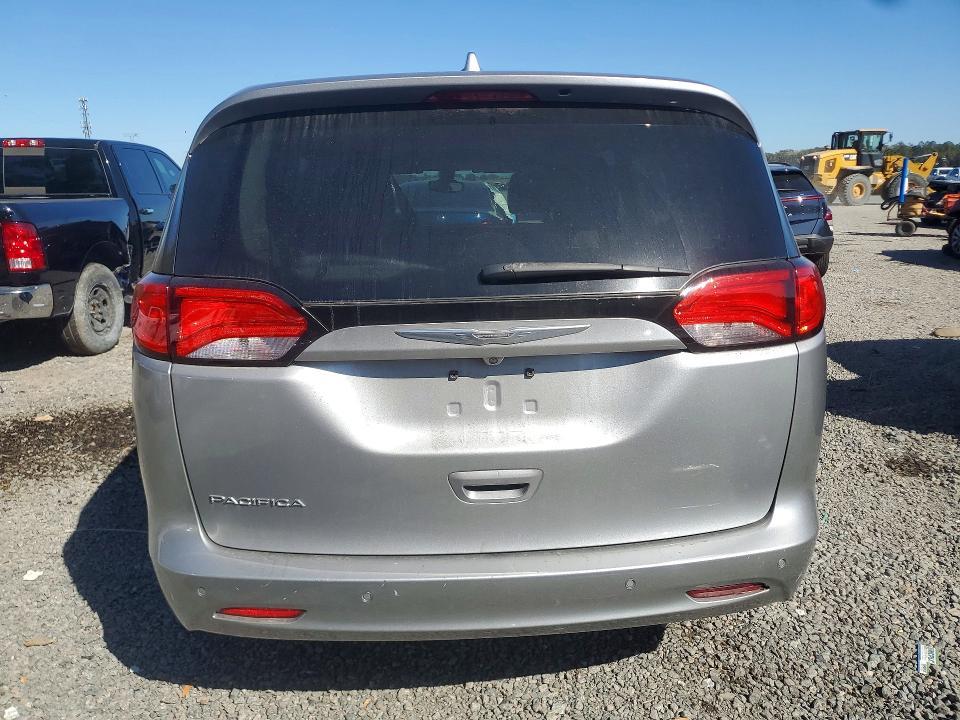 2017 Chrysler Pacifica lx