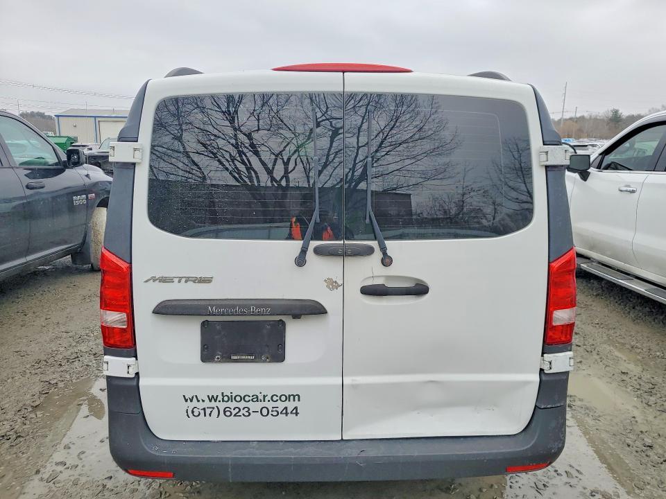 2016 Mercedes-Benz Metris