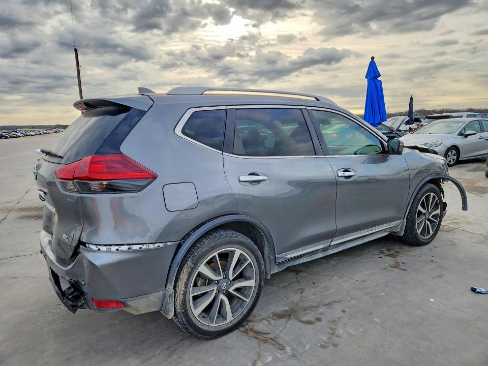 2020 Nissan Rogue s