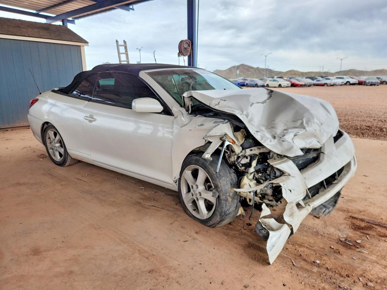 2004 Toyota Camry Solara se
