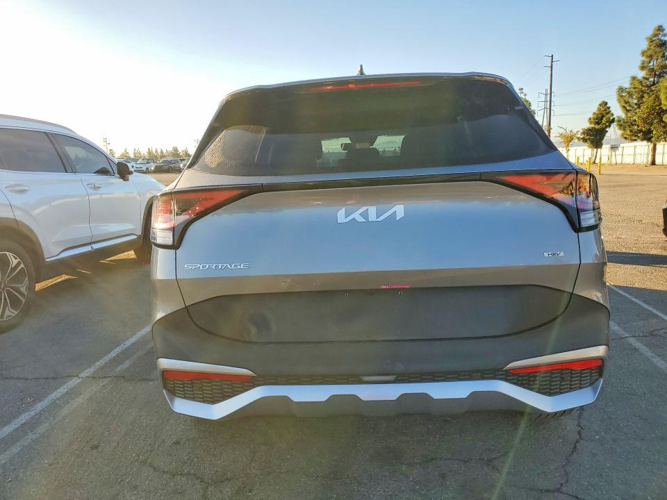 2025 KIA Sportage lx